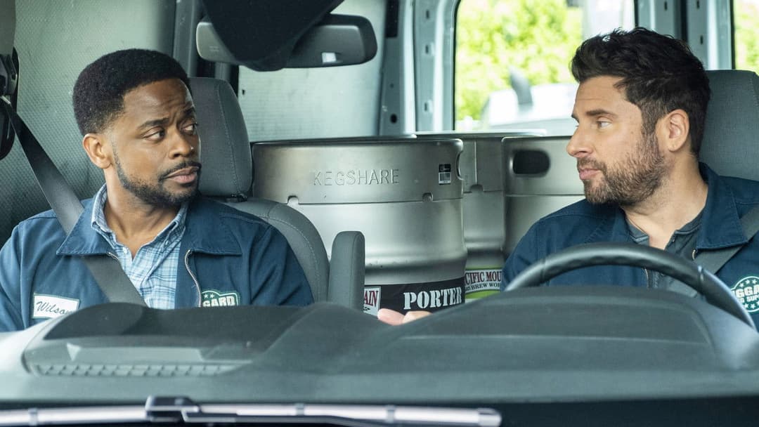 Ясновидець 3: Це Ґас backdrop 6