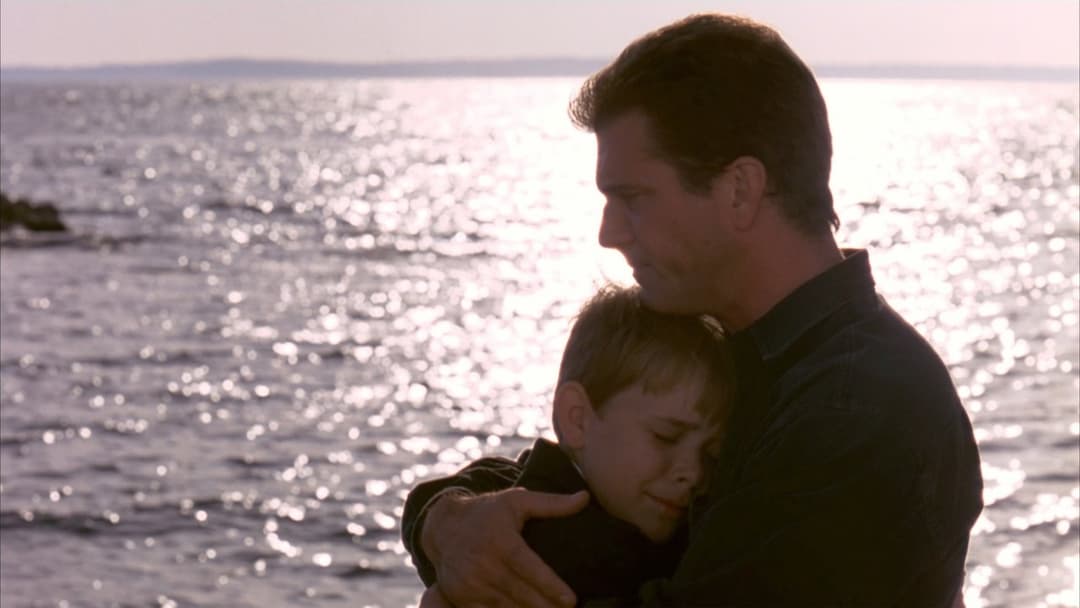 Людина без обличчя backdrop 3