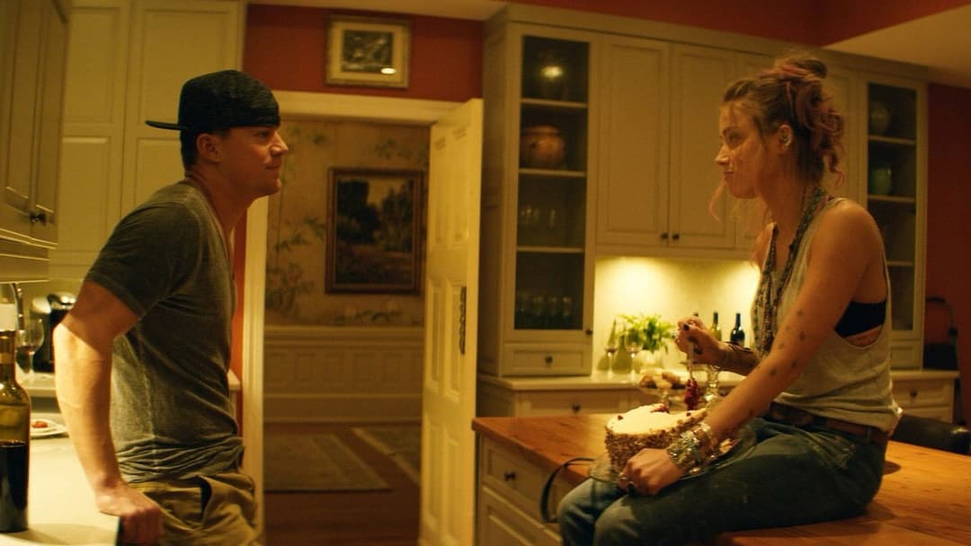 Супер-Майк XXL backdrop 11