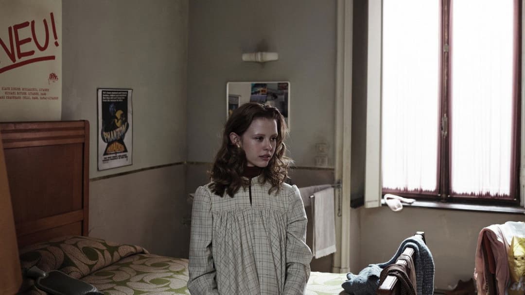 Суспірія backdrop 9