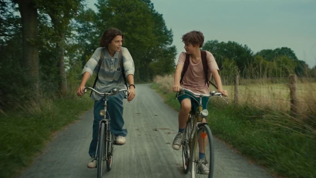 Young Hearts backdrop 16