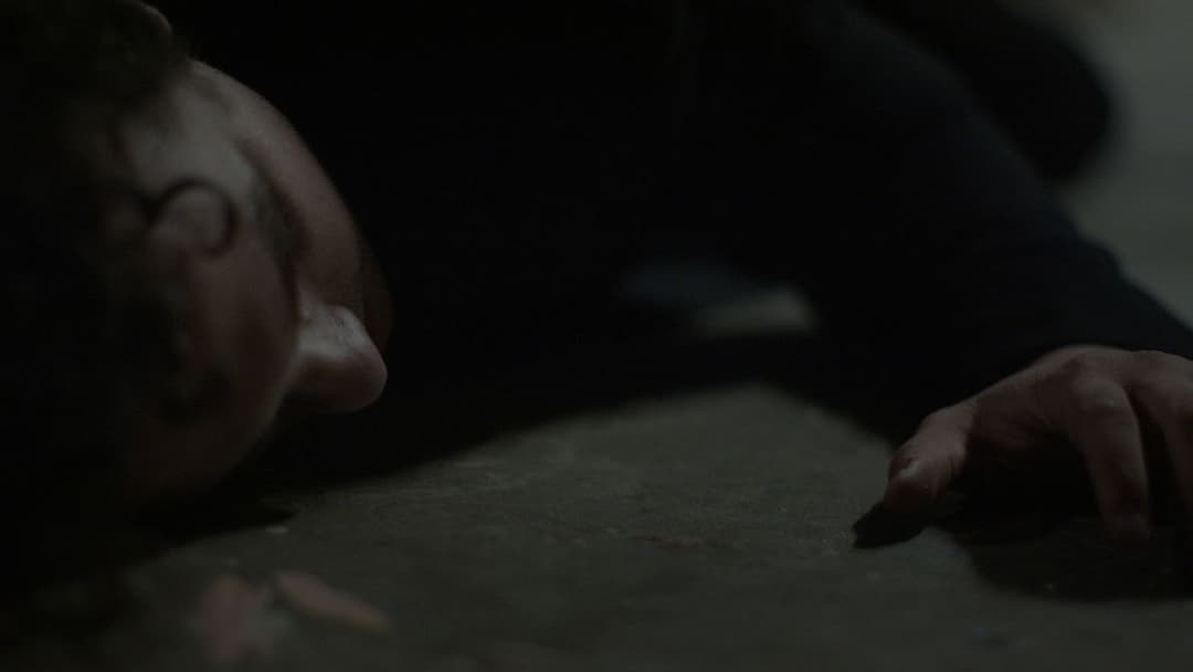 Tradimento backdrop 4