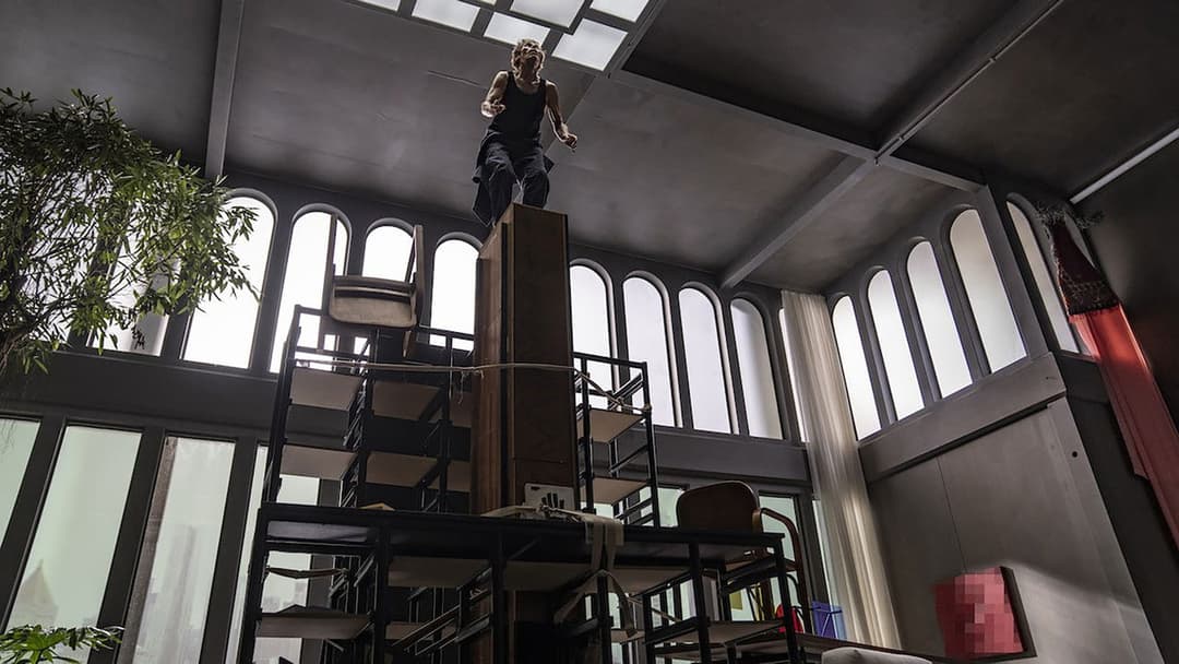 Всередині backdrop 13