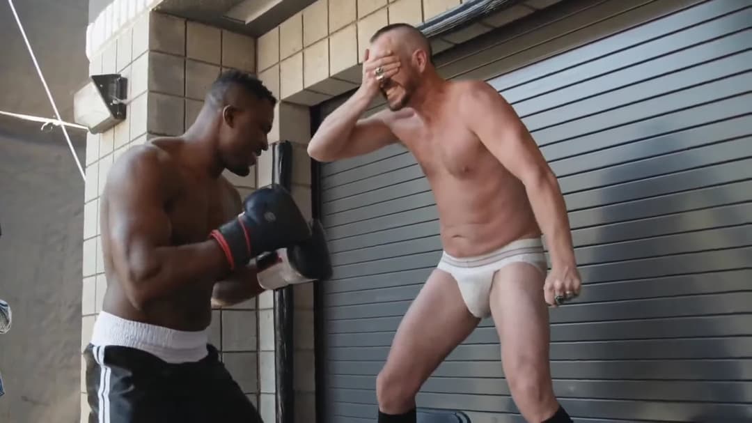 Диваки форева backdrop 17