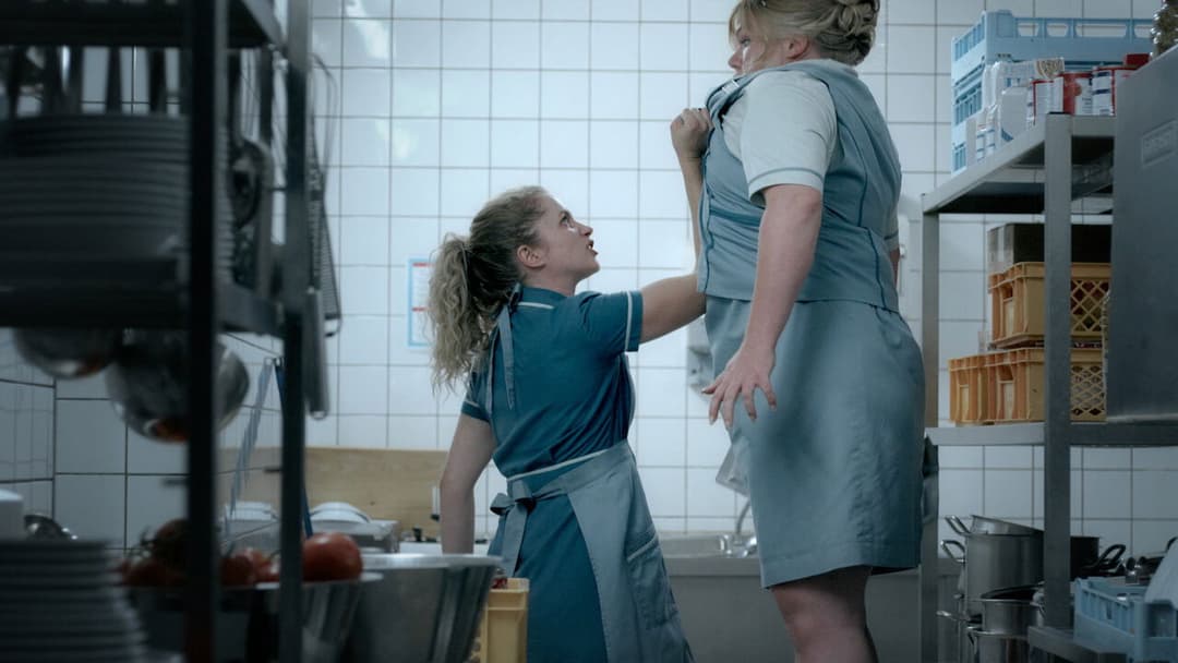 Freaks - Du bist eine von uns backdrop 4