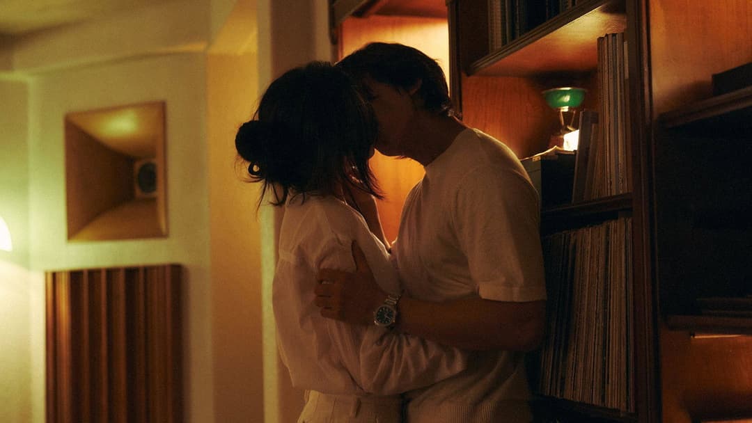 Hidden Face backdrop 10