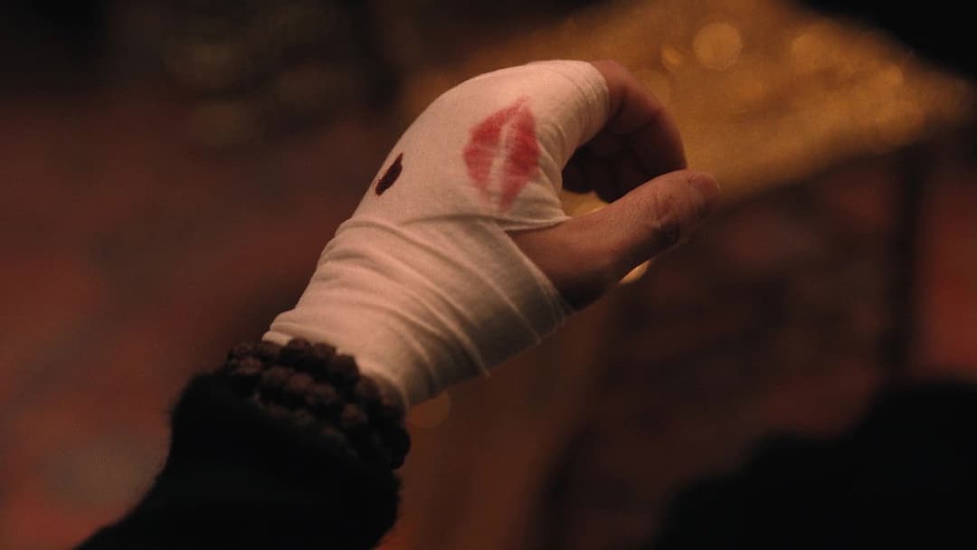 Love Hurts - Liebe tut weh backdrop 9