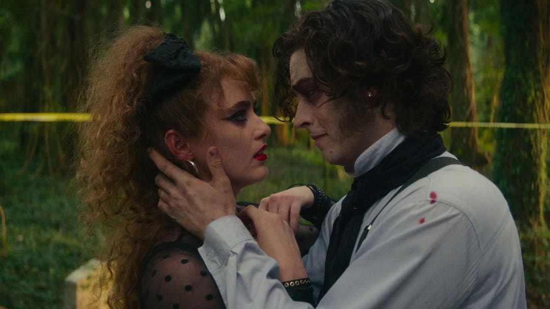 Ліза Франкенштейн backdrop 7