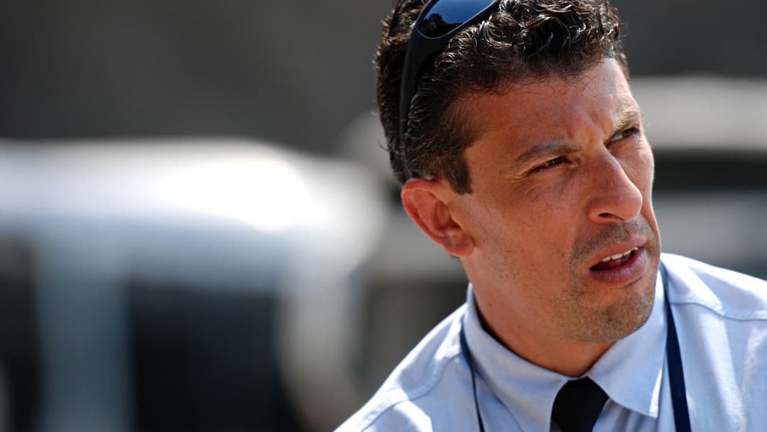 O Lobo Atrás da Porta backdrop 5