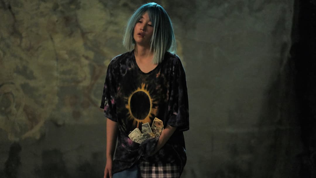 Mona Lisa and the Blood Moon backdrop 8