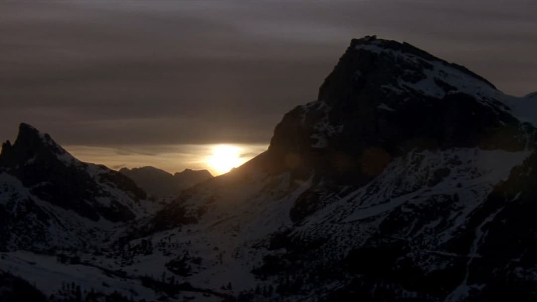 Cliffhanger backdrop 13