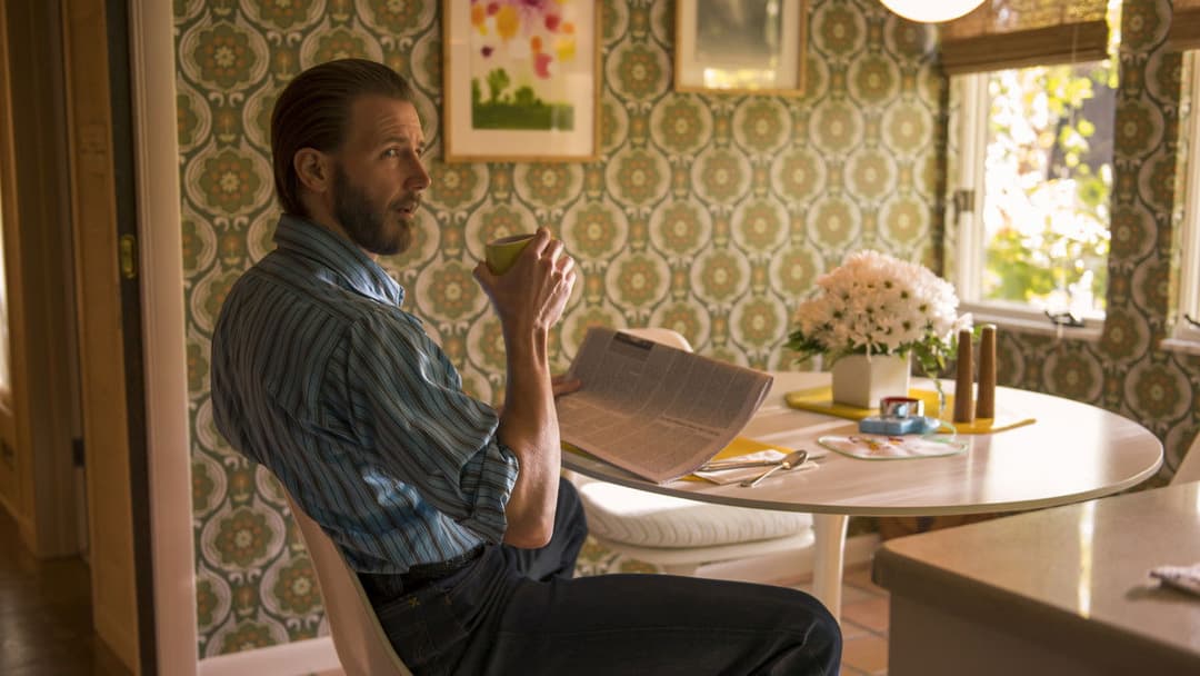 I'm Your Woman backdrop 7