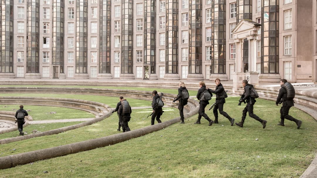 Die Tribute von Panem - Mockingjay Teil 2 backdrop 6