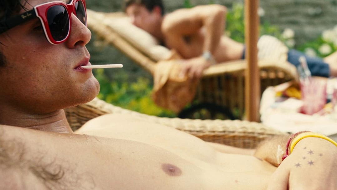 Saltburn backdrop 13