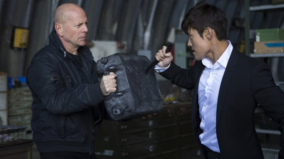 R.E.D. 2 - Noch Älter. Härter. Besser. backdrop 13