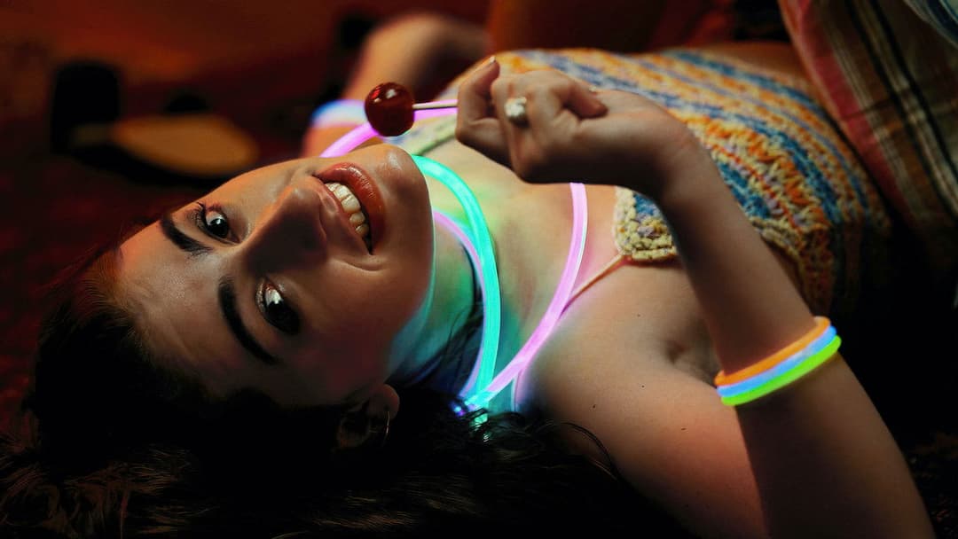 Тіло, тіло, тіло backdrop 19