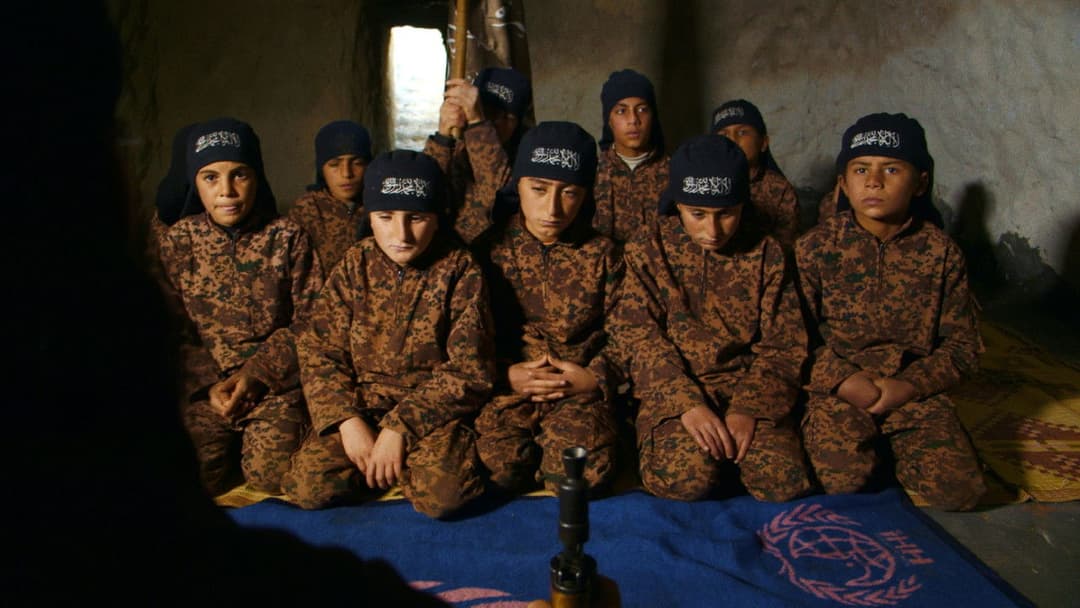 Of Fathers and Sons – Die Kinder des Kalifats backdrop 10