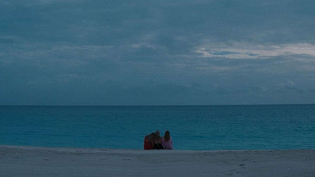 Інша жінка backdrop 3