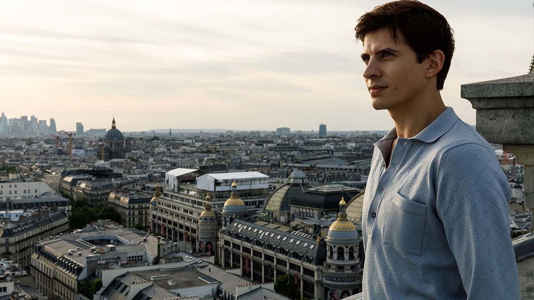 Nurejew - The White Crow backdrop 9