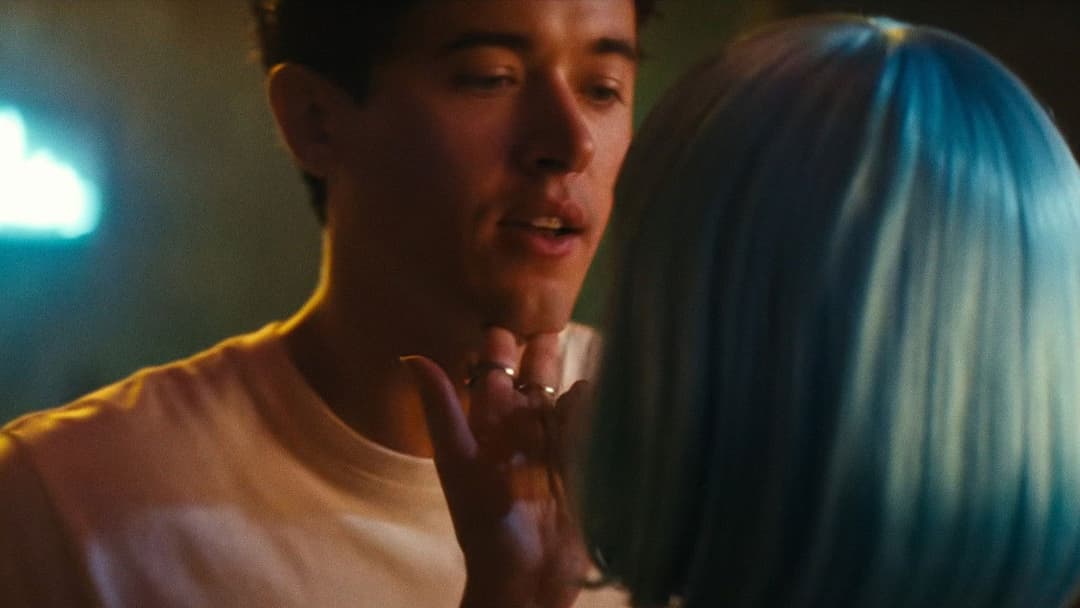 People We Meet on Vacation backdrop 15