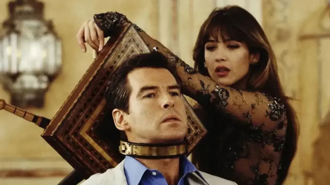 James Bond 007 - Die Welt ist nicht genug backdrop 19