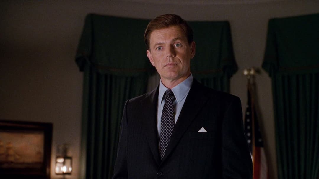 Тринадцять днів backdrop 7