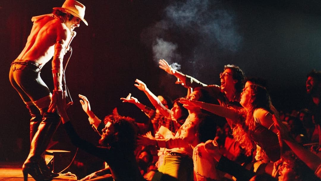 Homem com H backdrop 3