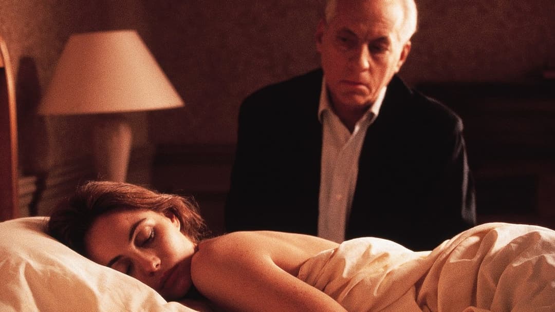 Nelly & Monsieur Arnaud backdrop 2