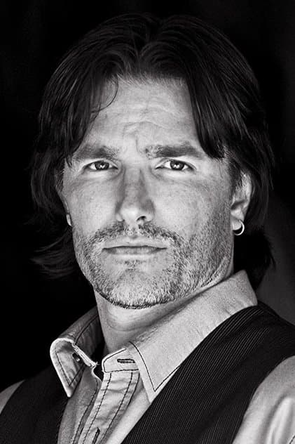 Френк Джон Х'юз