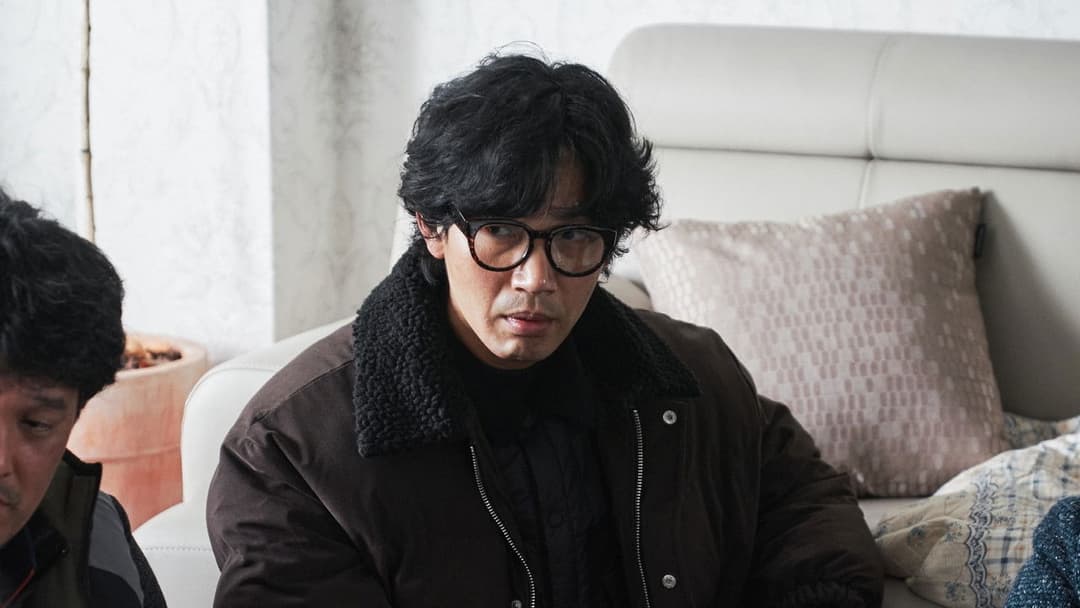 Concrete Utopia backdrop 18