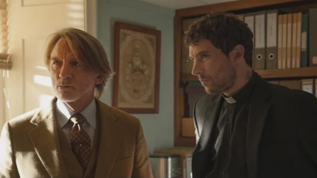 Wake Up Dead Man: A Knives Out Mystery backdrop 4