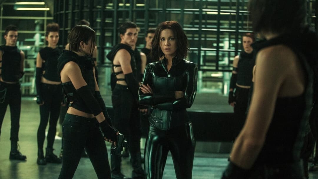 Інший світ: Кровна помста backdrop 7