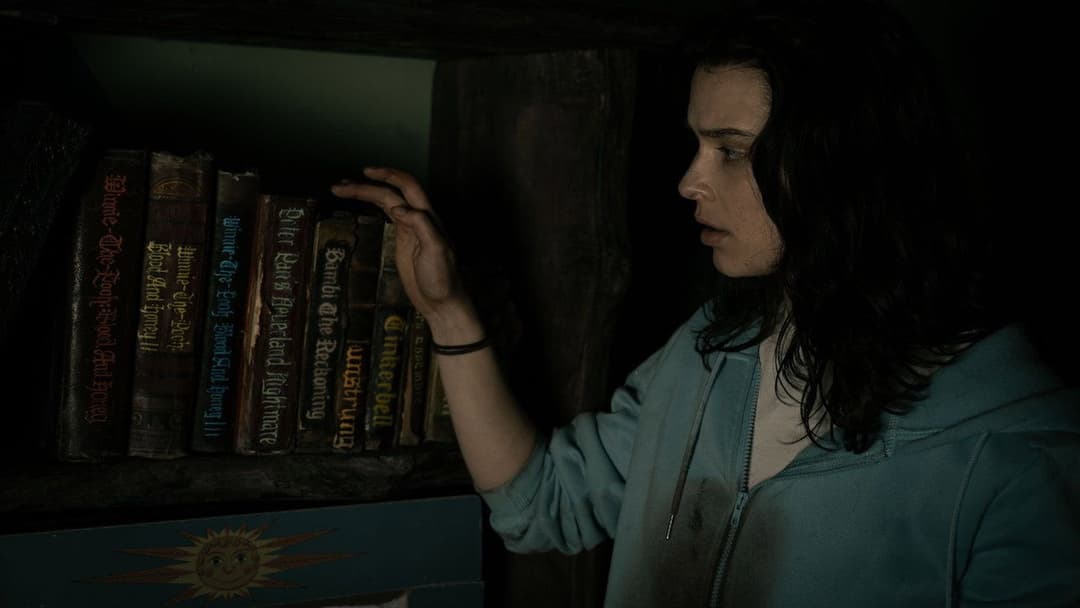 Peter Pan's Neverland Nightmare backdrop 8