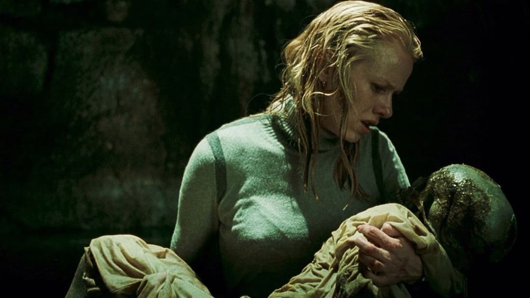 The Ring backdrop 16