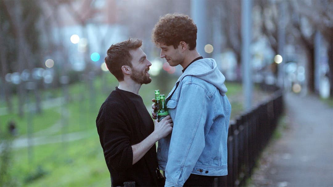 Maschile singolare backdrop 10