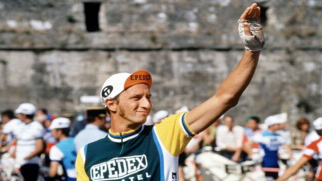 Le Vélo de Ghislain Lambert backdrop 2