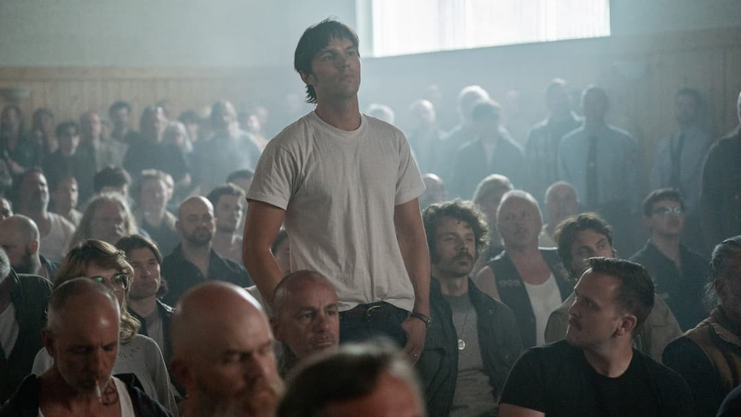 Кривавий лідер backdrop 4