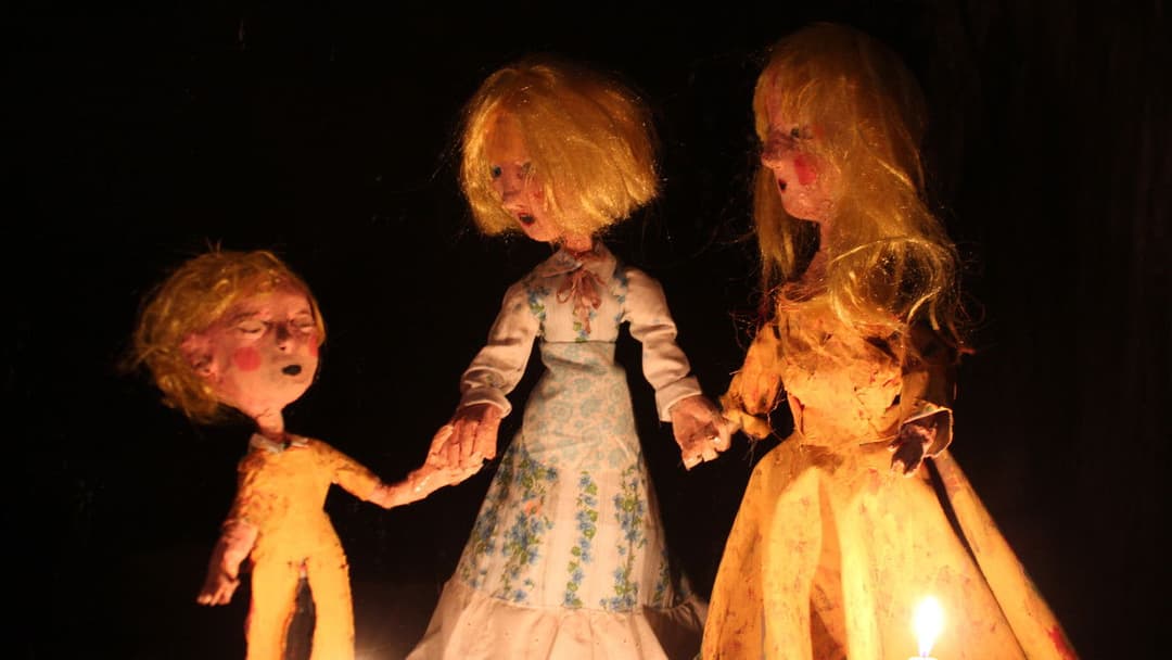 The Wolf House backdrop 4