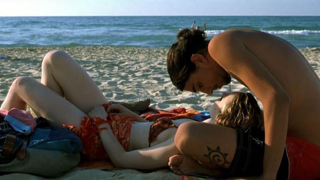 My Name Is Tanino backdrop 3