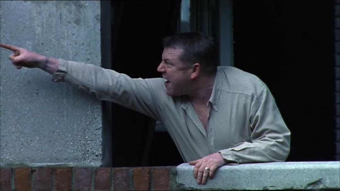 Nil by Mouth backdrop 4