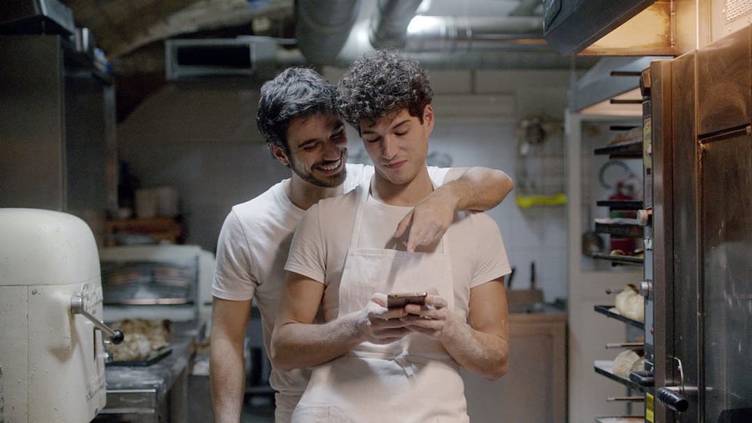 Maschile singolare backdrop 3