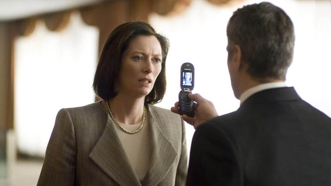 Майкл Клейтон backdrop 4