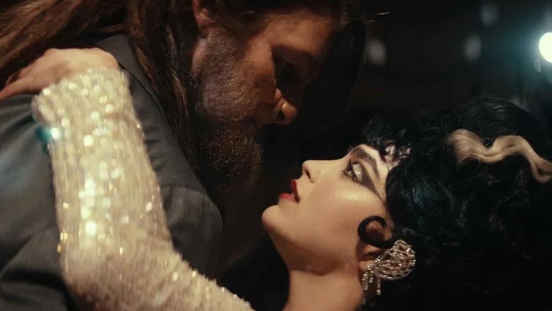 Mein Monster - Ungeheuer verliebt backdrop 7