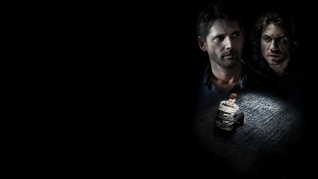 Визволи нас від зла backdrop 8