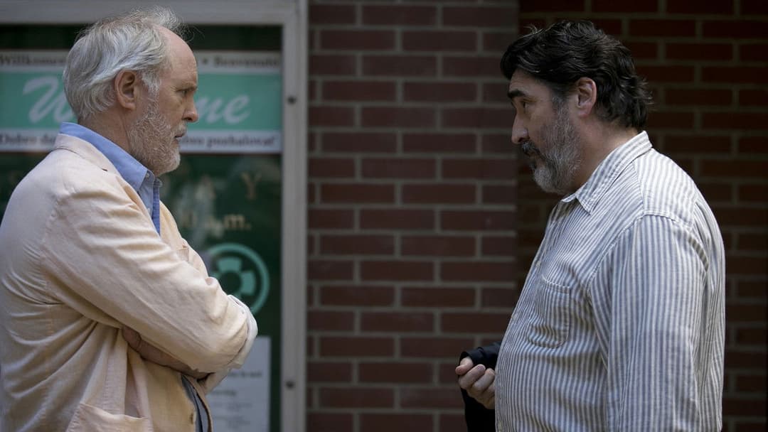 Liebe geht seltsame Wege backdrop 4