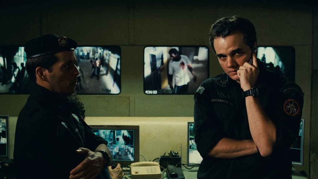 Елітний загін 2: Ворог серед нас backdrop 14