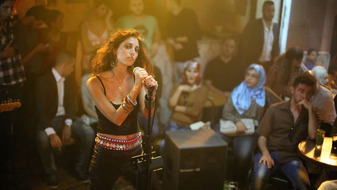 Виживуть тільки коханці backdrop 12