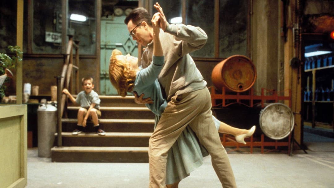 Вибух з минулого backdrop 14