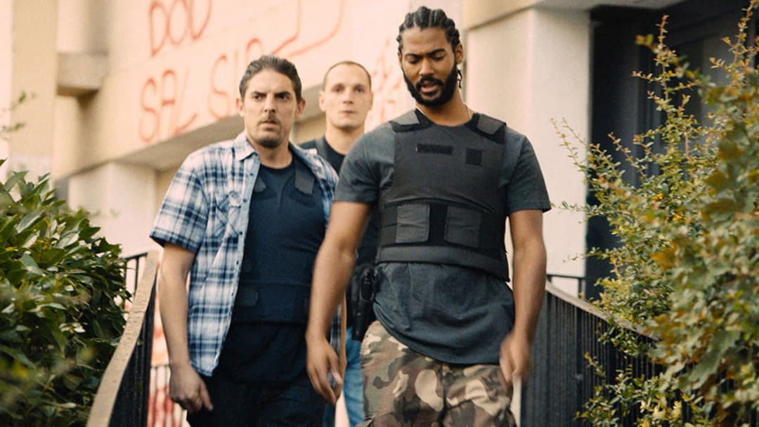 Знедолені backdrop 7