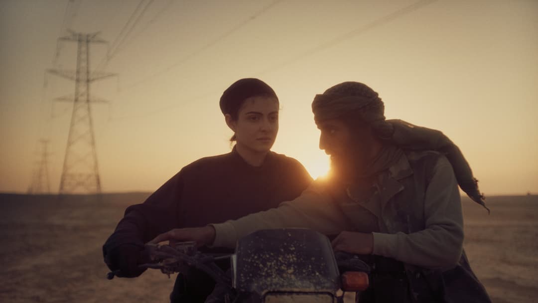 Rebel - In den Fängen des Terrors backdrop 18